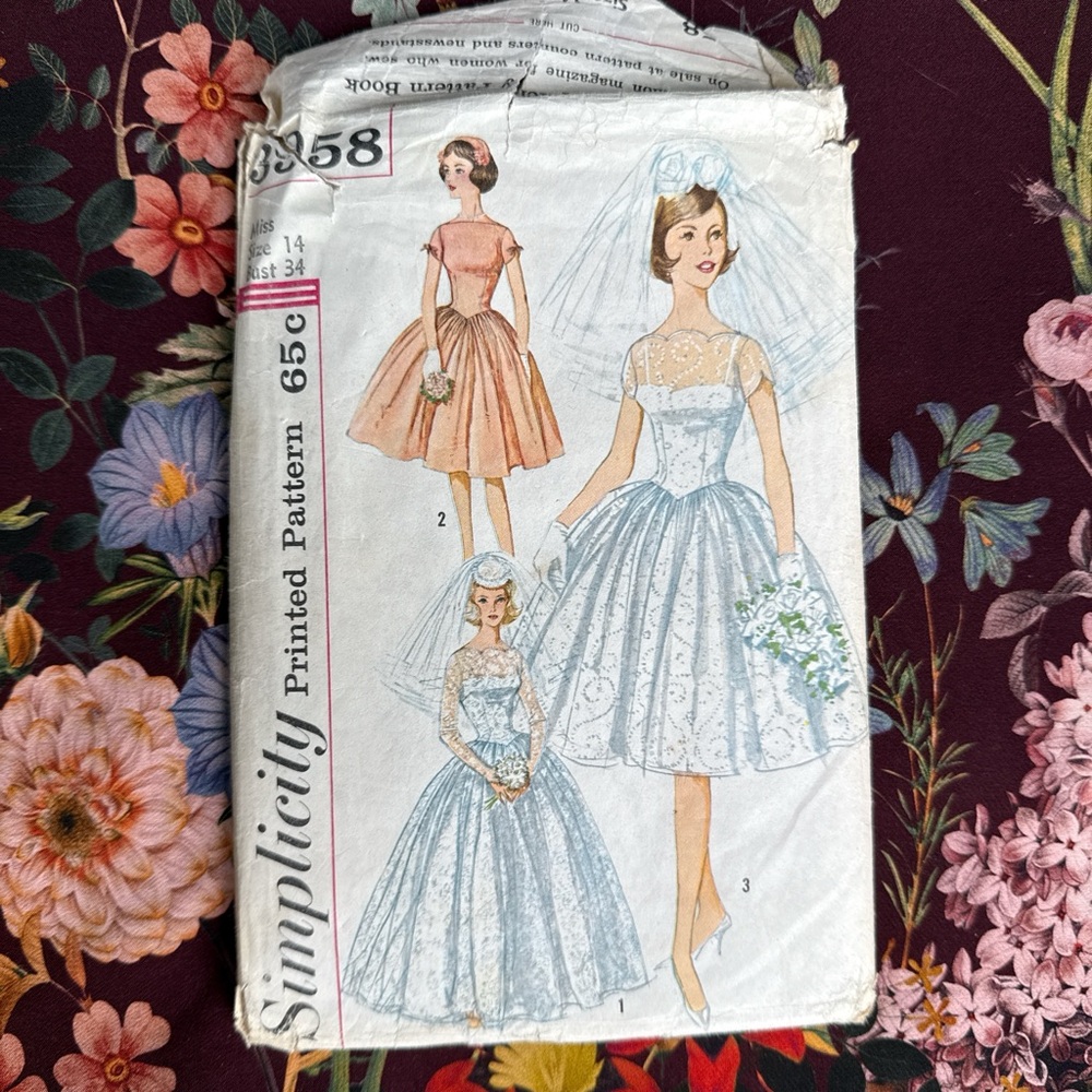 Simplicity 3958 Vintage 1961 Bridal Pattern UNCUT (small)
